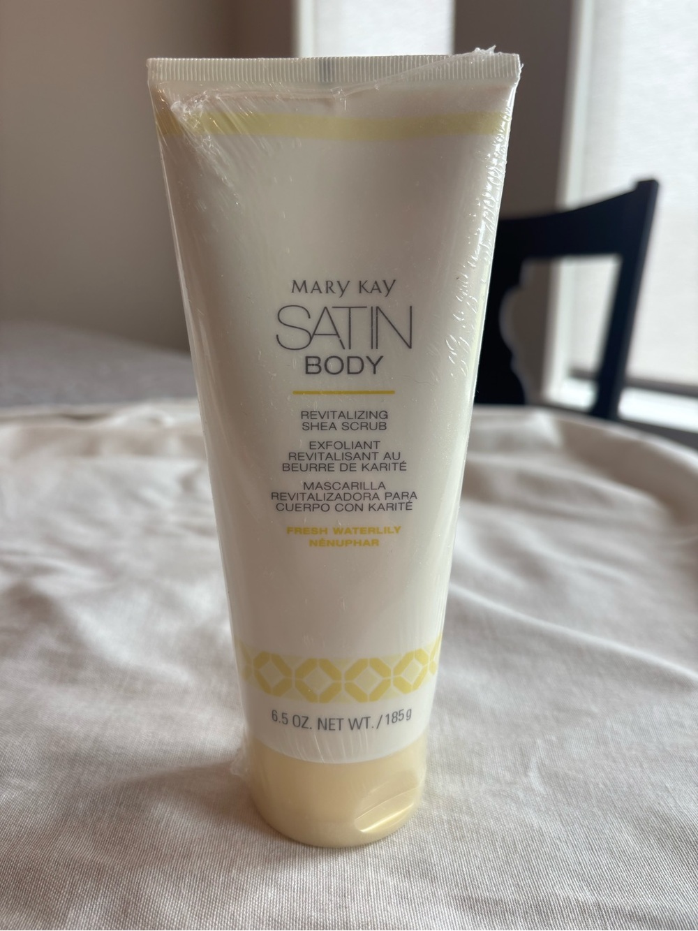 Mary Kay Satin Body Revitalizing Shea Scrub Fresh Waterlily NEW SEALED BODYCARE